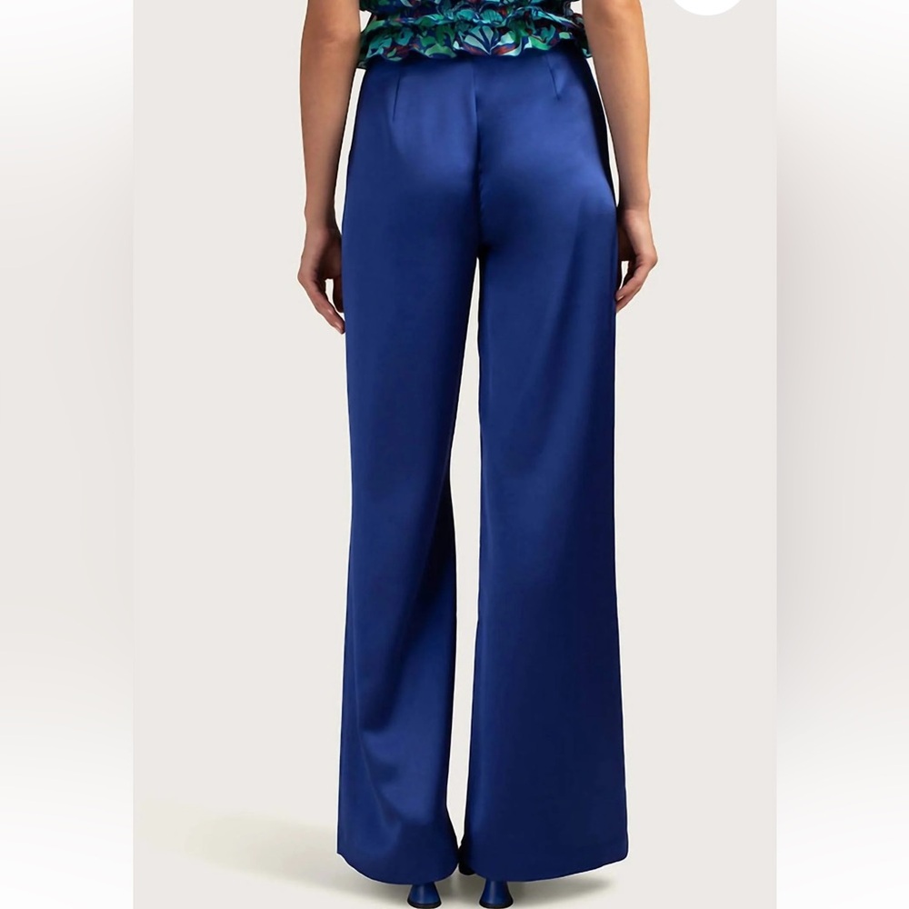 NWT Trina Turk Ines Wide Leg Royal Blue Side Zip Satin Pants - Picture 4 of 5